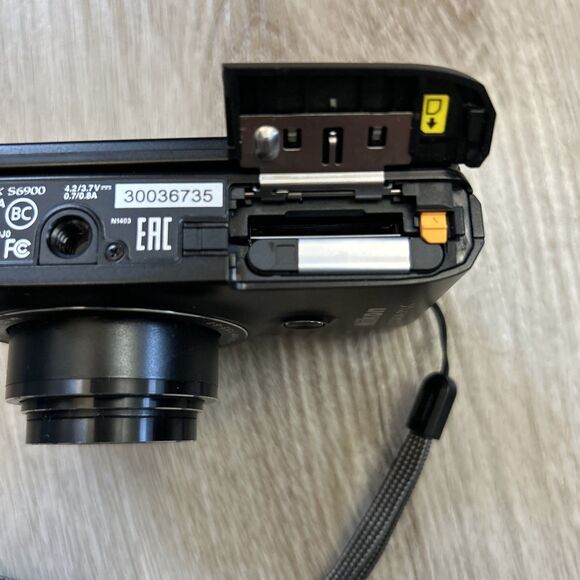 Nikon Coolpix S6900 Black Compact Digital Camera Touchscreen FOR PARTS Read - Picture 5 of 9